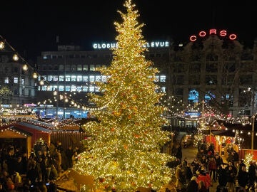 Wienachtsdorf o 'pueblo navideño', el mercadillo de Navidad de Zúrich