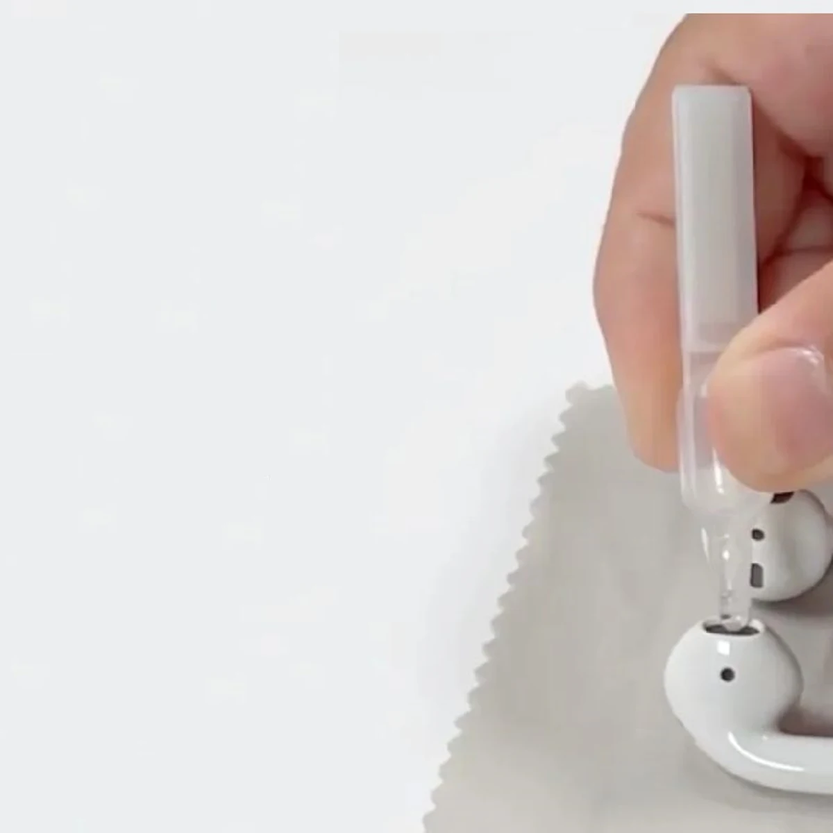 Belkin presenta el kit de limpieza definitivo para los AirPods de Apple