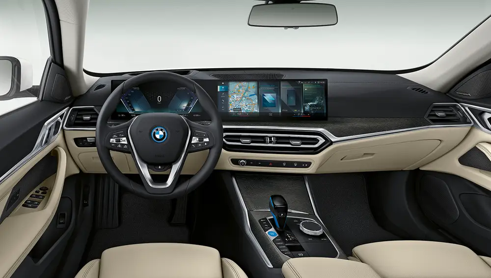 BMW i4 interior
