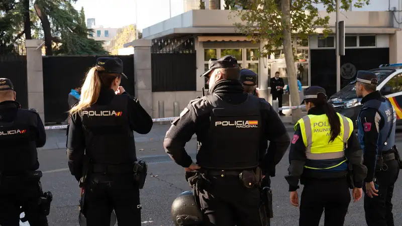 Detonan una sexta carta con material explosivo remitida a la embajada de EEUU en Madrid