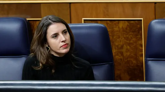 La ministra de Igualdad, Irene Montero, durante la ultima jornada de debate y votación de los presupuestos. La ministra de Igualdad, Irene Montero, durante la ultima jornada de debate y votación de los presupuestos.