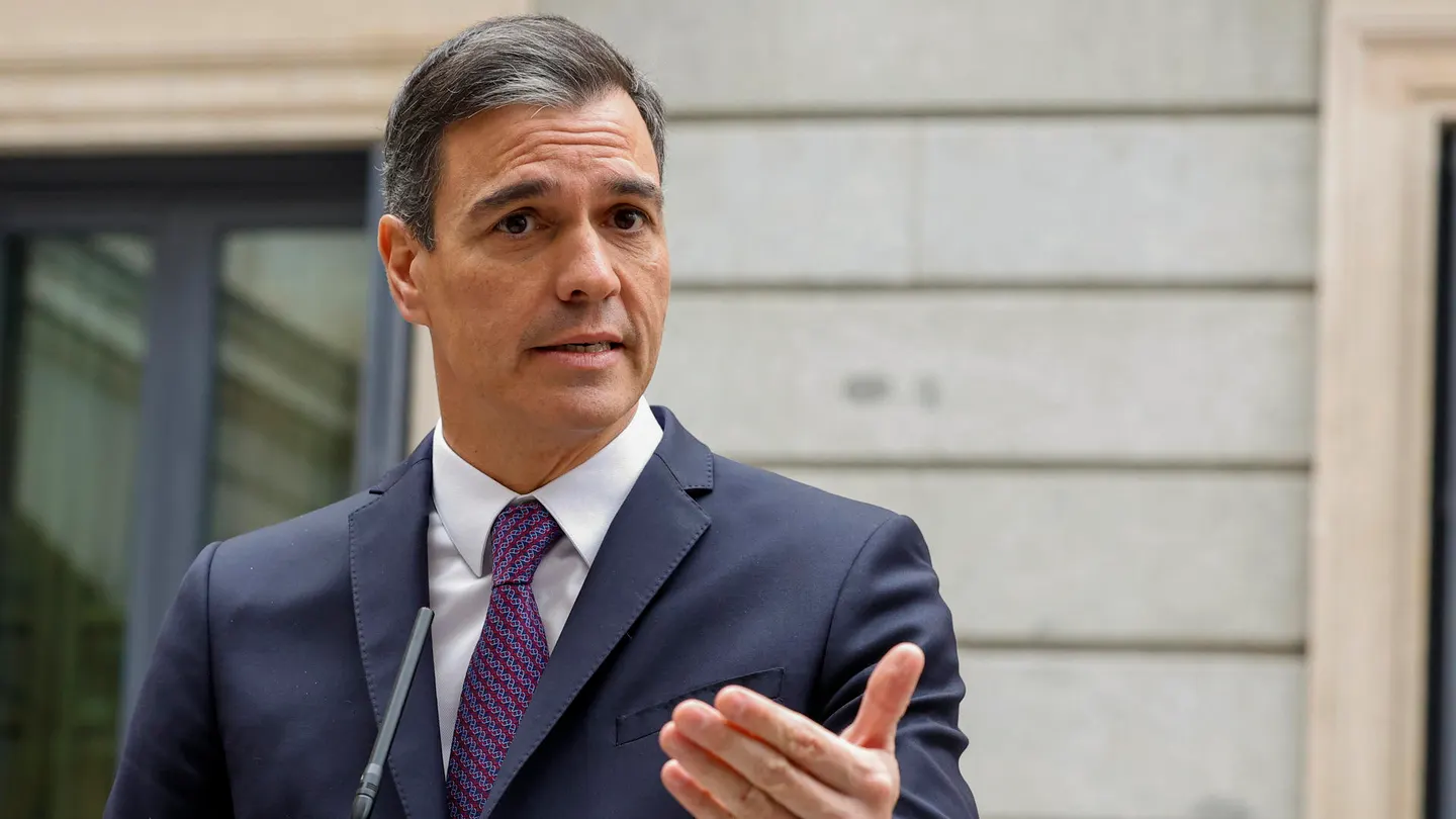 Sánchez, sobre la ley del 'solo sí es sí': "Si hay que hacer pequeños retoques técnicos, se harán" Sánchez, sobre la ley del 'solo sí es sí': "Si hay que hacer pequeños retoques técnicos, se harán"