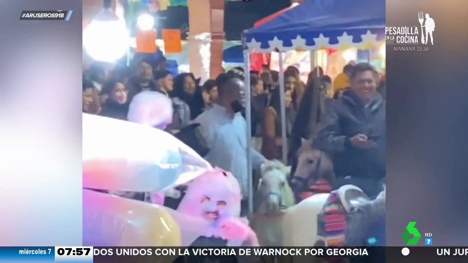 El divertido vídeo viral de un niño que va a la feria y acaba embadurnado de algodón de azúcar