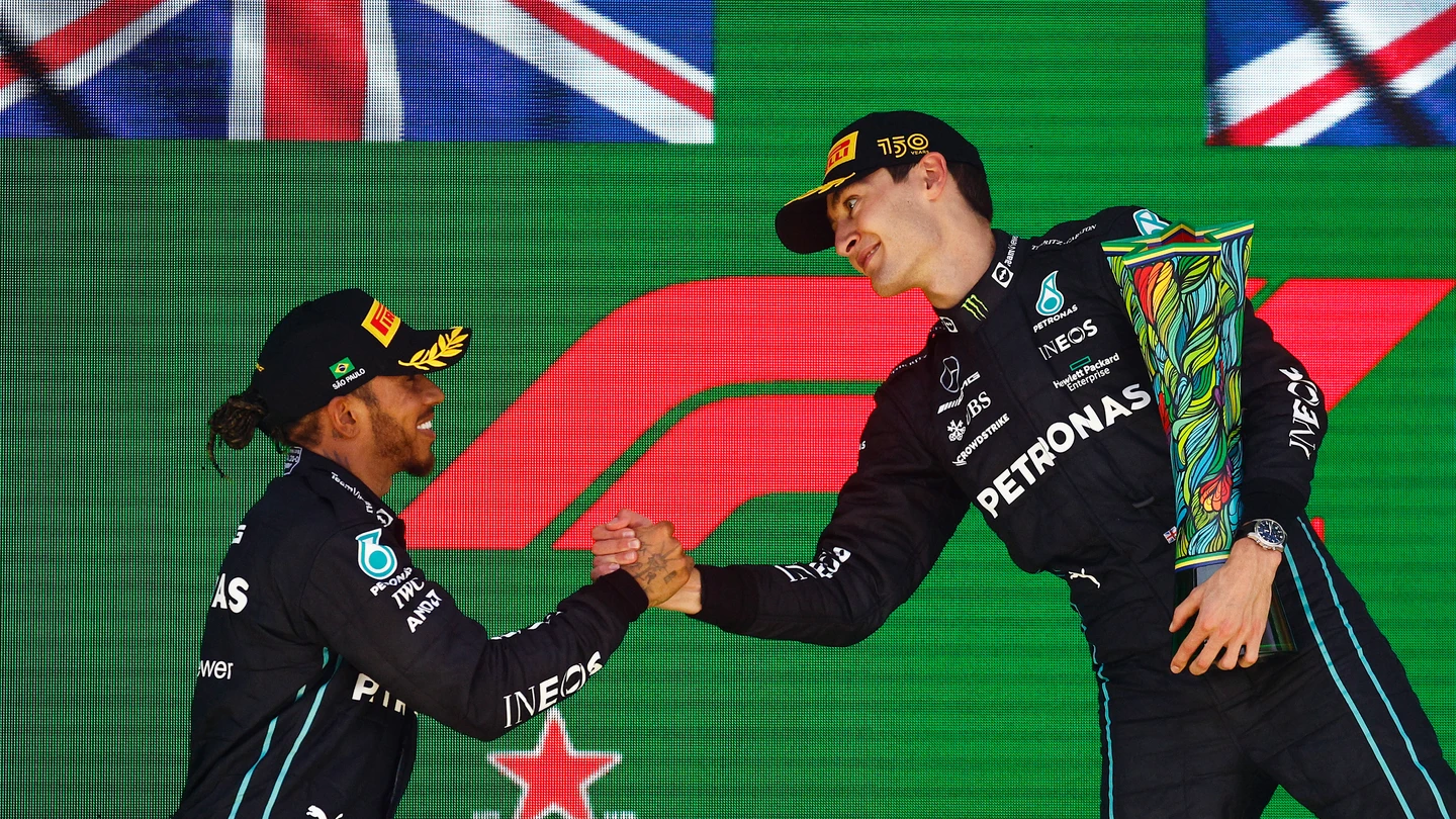 Lewis Hamilton y George Russell Lewis Hamilton y George Russell