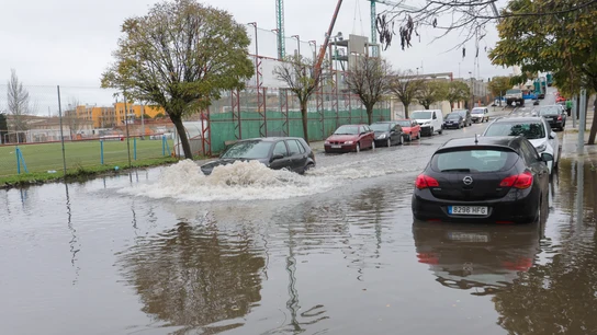 La intensa lluvia caída en Salamanca, deja numerosas calles anegadas en la capital La intensa lluvia caída en Salamanca, deja numerosas calles anegadas en la capital