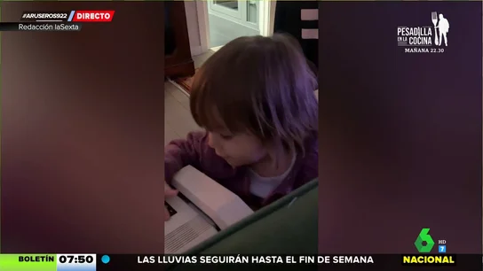 El adorable vídeo de la hija de Paula del Fraile intentando decir 'laSexta Xplica', el programa que presenta su papá El adorable vídeo de la hija de Paula del Fraile intentando decir 'laSexta Xplica', el programa que presenta su papá