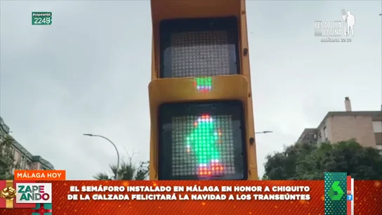 La mejor felicitación navideña de España: así la felicita Chiquito de la Calzada en un semáforo en Málaga La mejor felicitación navideña de España: así la felicita Chiquito de la Calzada en un semáforo en Málaga