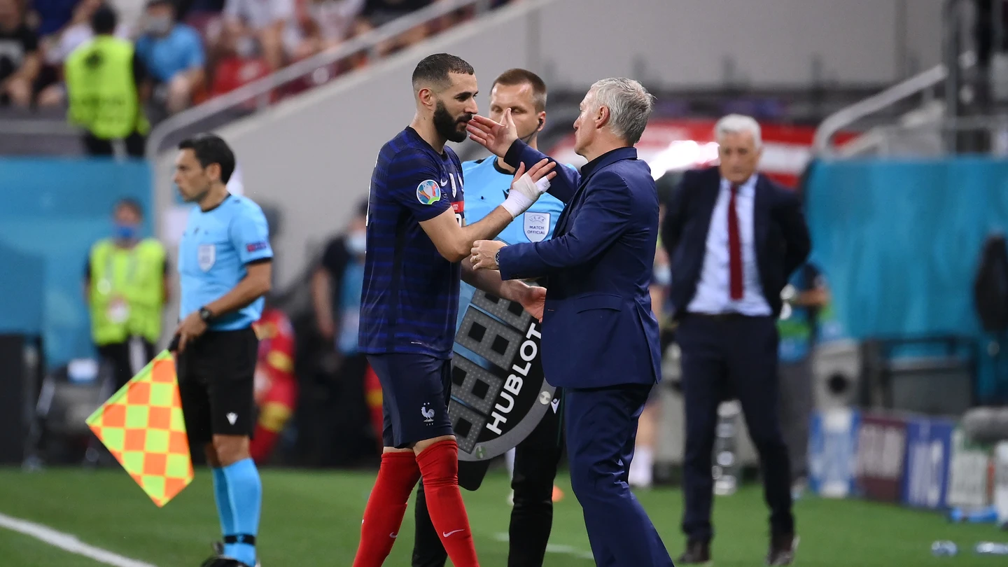 Karim Benzema y Didier Deschamps Karim Benzema y Didier Deschamps