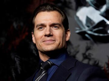 Henry Cavill leaves DC: the British actor announces that he will not continue as Superman