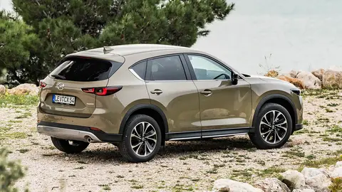 Mazda CX-5  Mazda CX-5