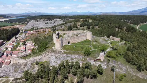 Castillo de Aguilar de Campoo Castillo de Aguilar de Campoo