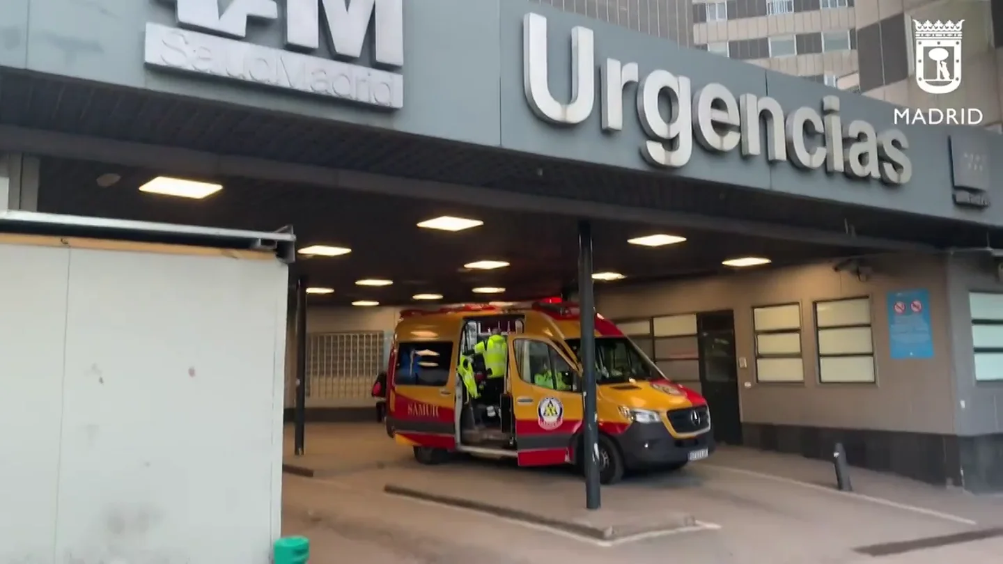 Herido grave un peluquero tras ser apuñalado por su compañero con unas tijeras en Madrid Herido grave un peluquero tras ser apuñalado por su compañero con unas tijeras en Madrid