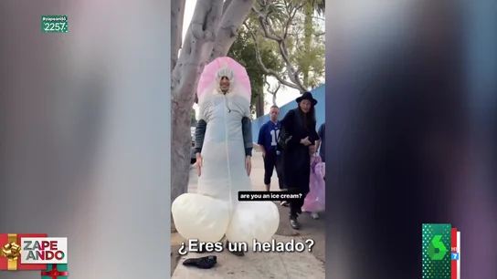 La inocente reacción viral de un niño al ver este pene hinchable La inocente reacción viral de un niño al ver este pene hinchable