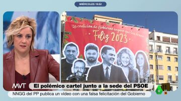 Cuelgan una polémica lona junto a la sede del PSOE ironizando con el supuesto poder de Otegi y Rufián 