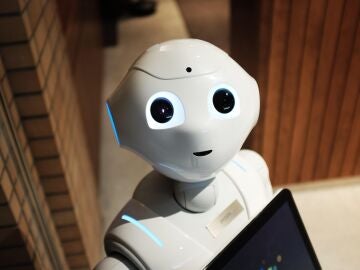 Artificial intelligence (or AI) is the word of the year 2022, according to FundéuRAE
