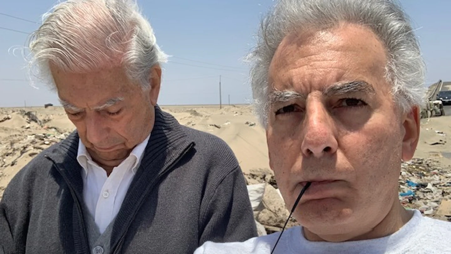 Álvaro Vargas Llosa desvela cómo se encuentra su padre tras la ruptura con Isabel Preysler Álvaro Vargas Llosa desvela cómo se encuentra su padre tras la ruptura con Isabel Preysler