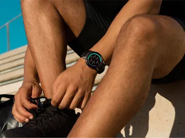 Moto Watch 100 Moto Watch 100
