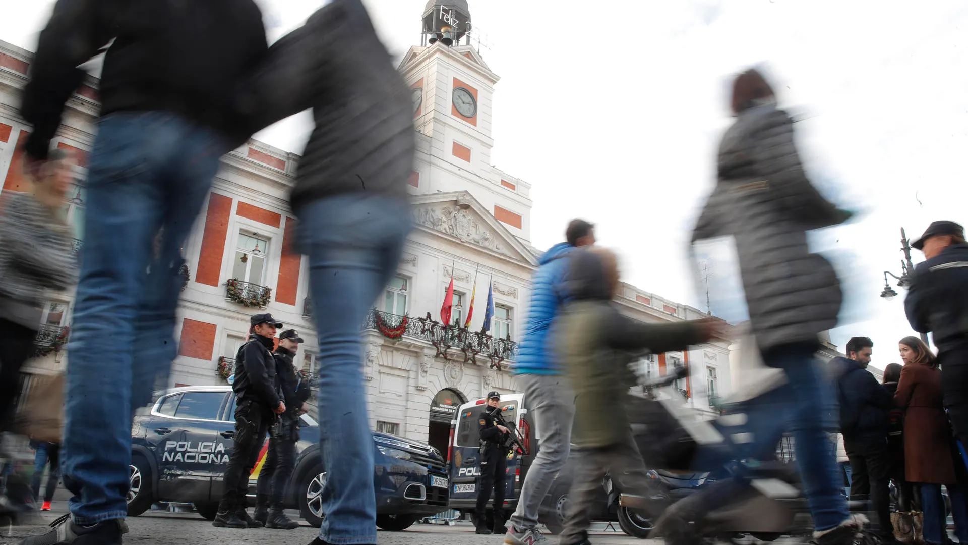 Si vas a las preuvas de la Puerta del Sol, esto es todo lo que debes saber: horarios, aforo y líneas cerradas