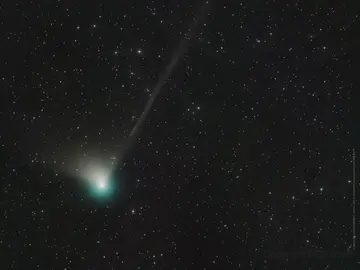 Cometa 2022 E3 (ZTF) Cometa 2022 E3 (ZTF)