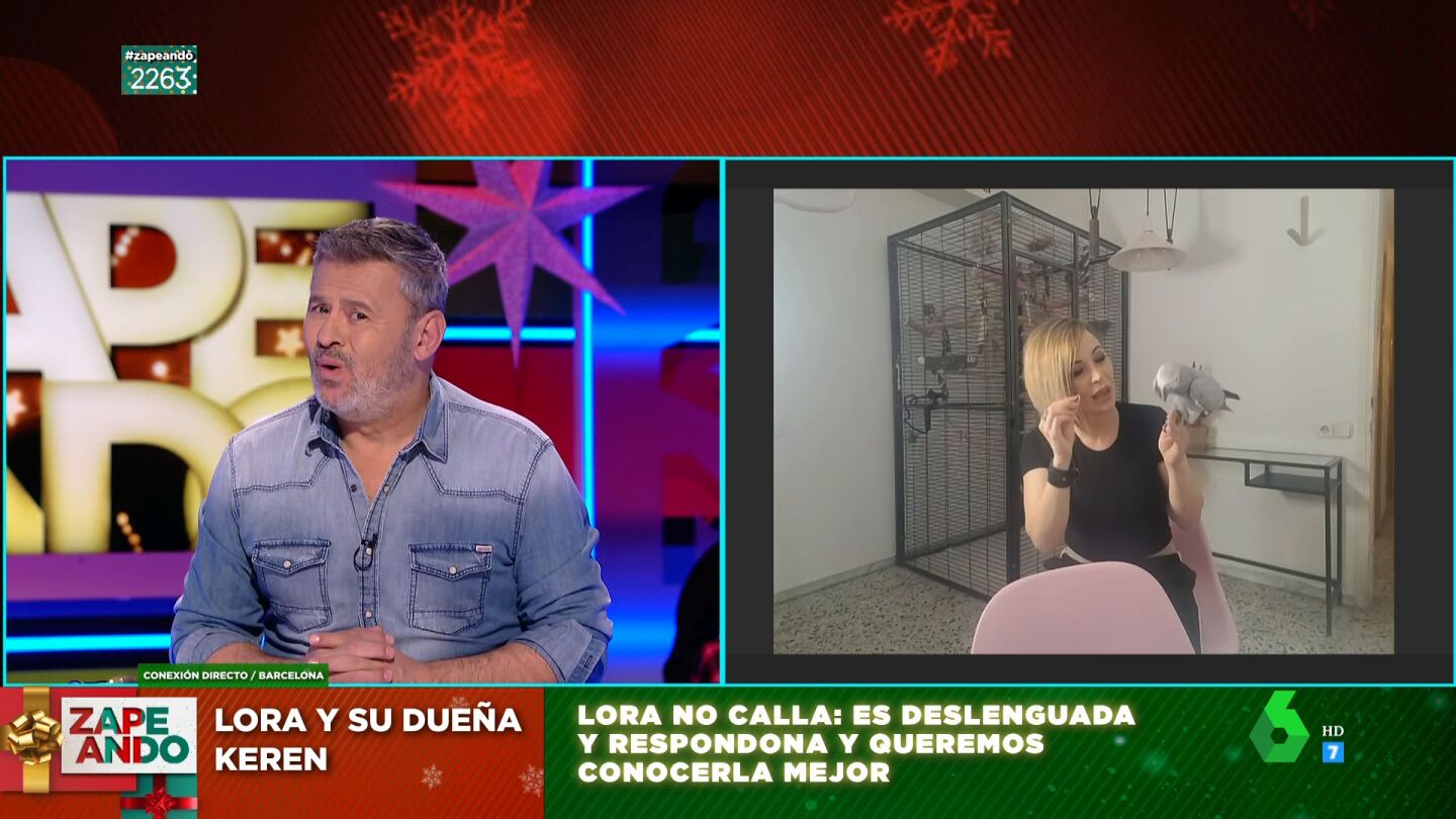 La surrealista entrevista de Zapeando con un loro en directo