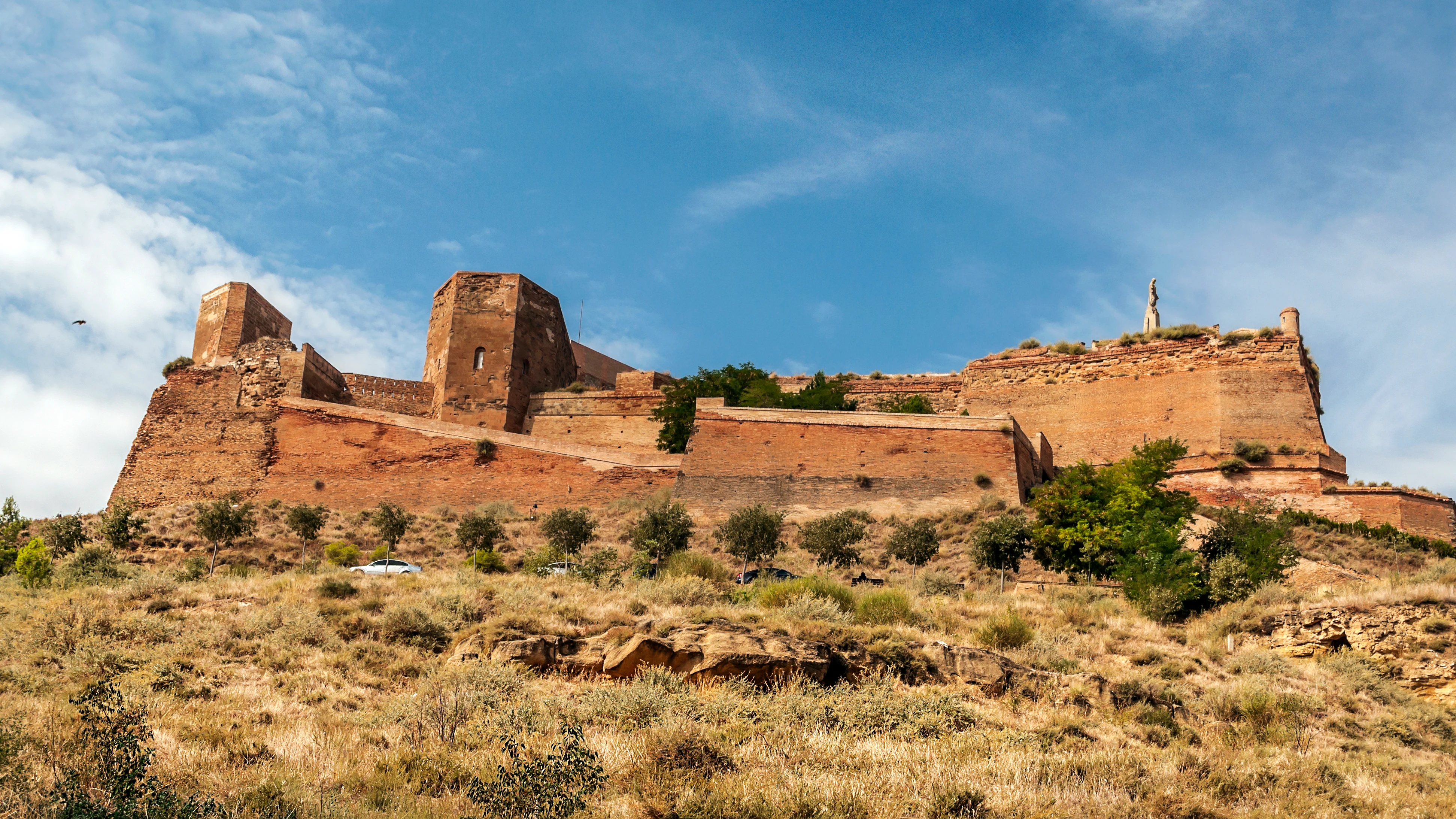 Castillo de Monzón, en Huesca Castillo de Monzón, en Huesca
