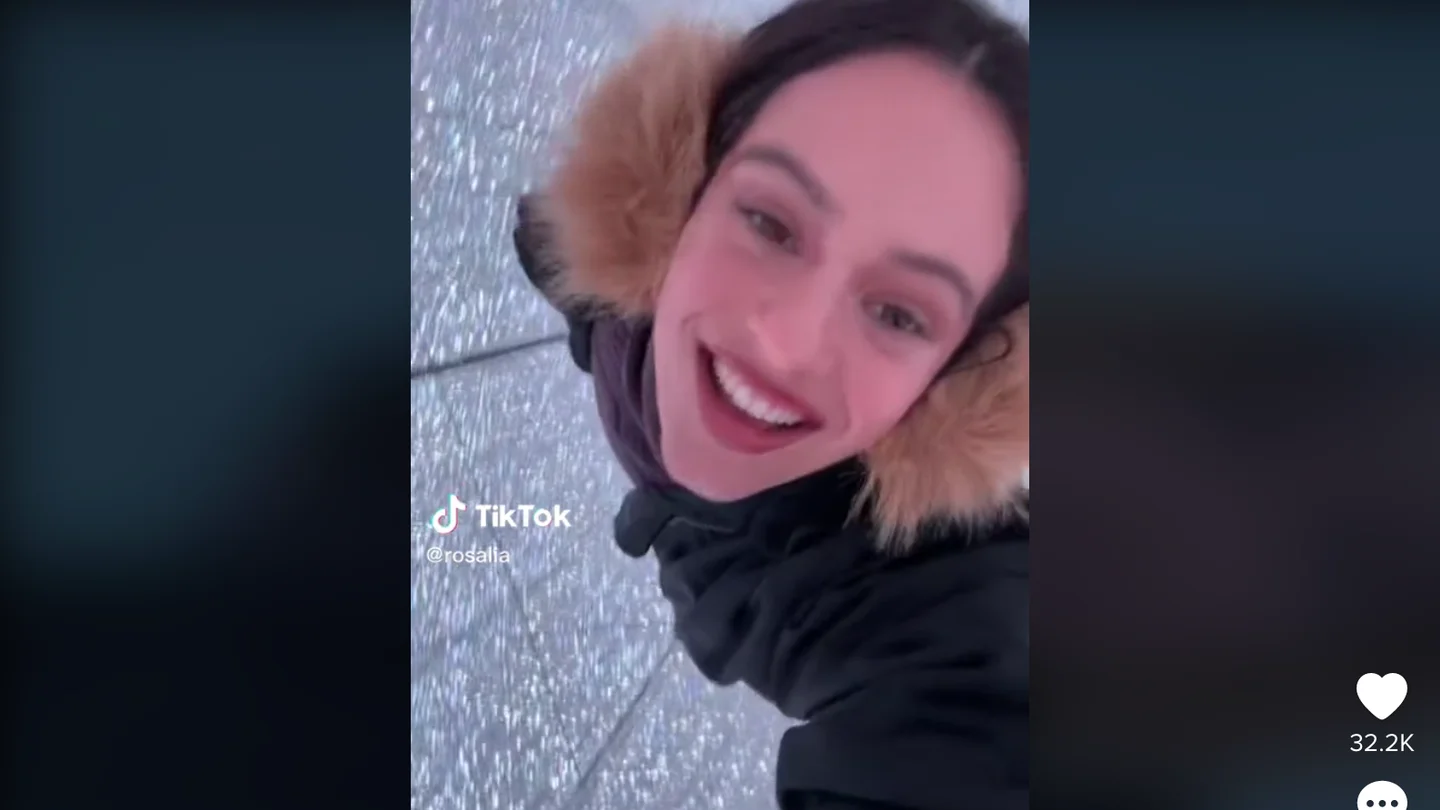 Rosalía en el vídeo de 'LLYLM'. Rosalía en el vídeo de 'LLYLM'.