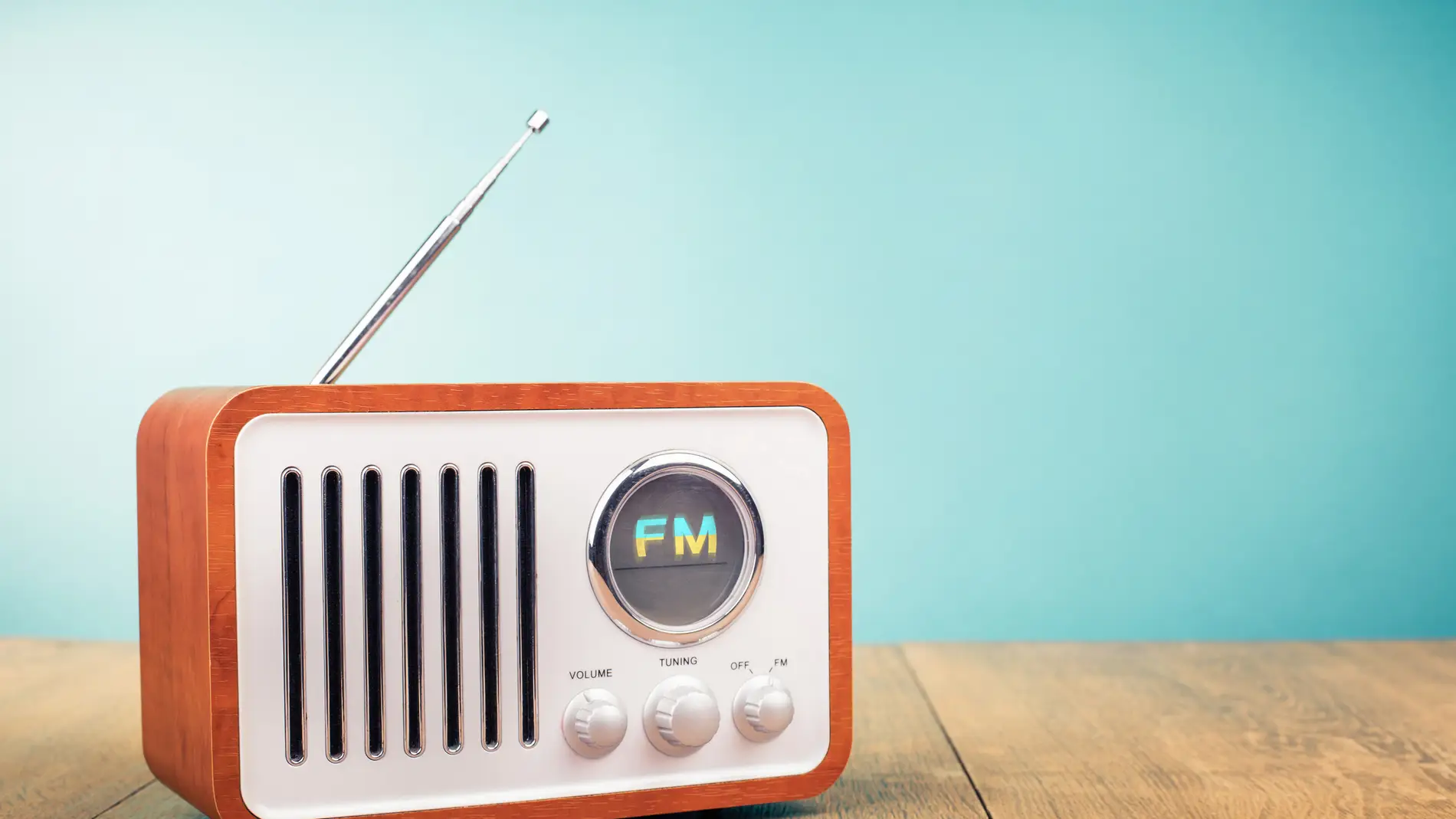 Por qué las frecuencias AM FM los días