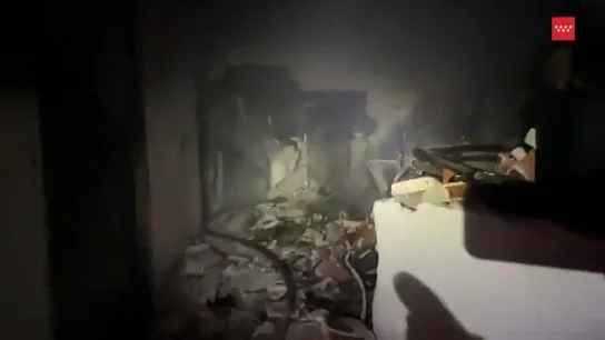 Encuentran un cadáver abrasado tras un incendio en unos trasteros de Boadilla, en Madrid Encuentran un cadáver abrasado tras un incendio en unos trasteros de Boadilla, en Madrid