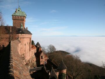 Castillo de Haut-Koenigsbourg: historia de la fortaleza que fue refugio de los “caballeros bandoleros”