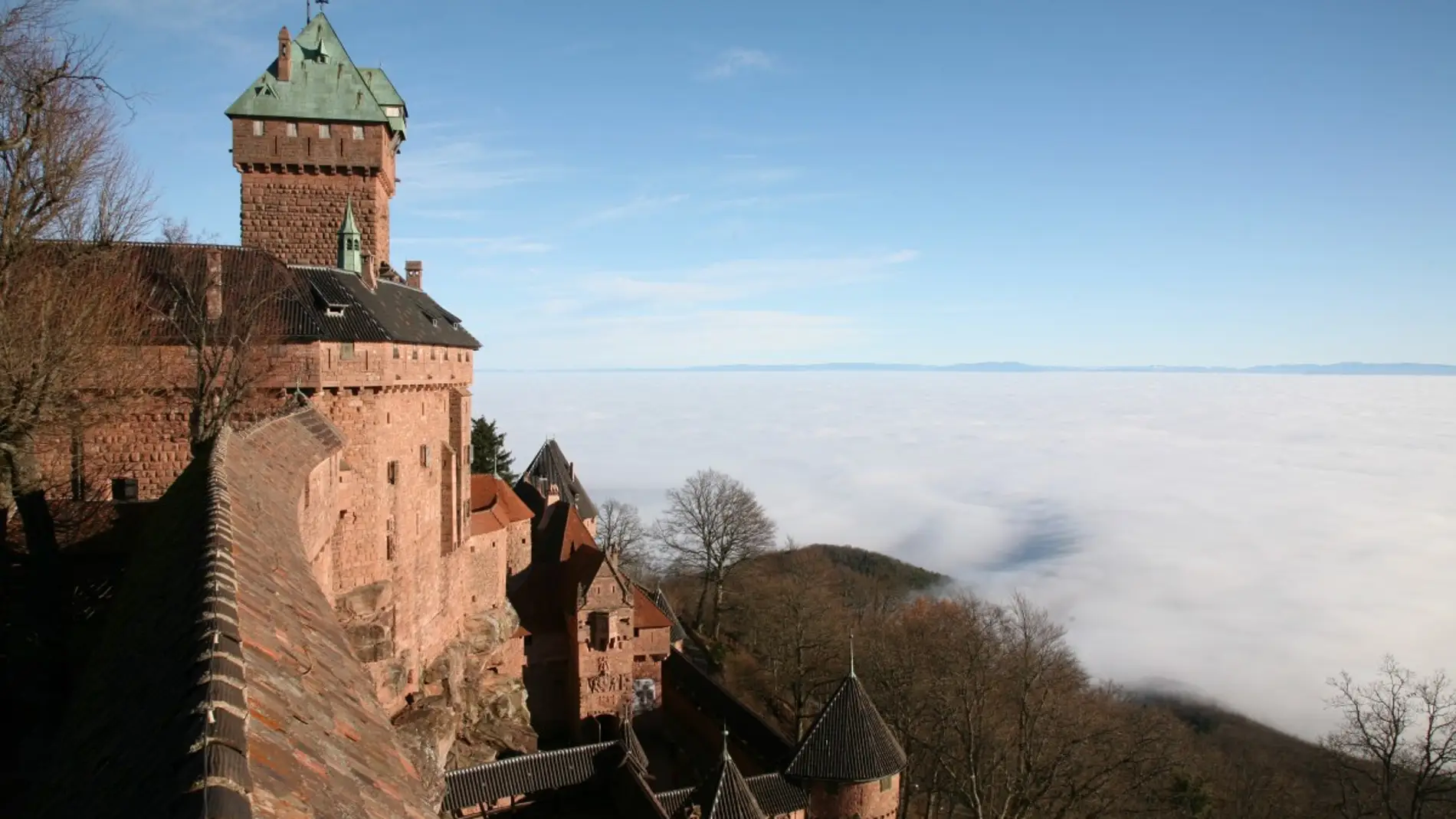 Castillo de Haut-Koenigsbourg: historia de la fortaleza que fue refugio de los “caballeros bandoleros”