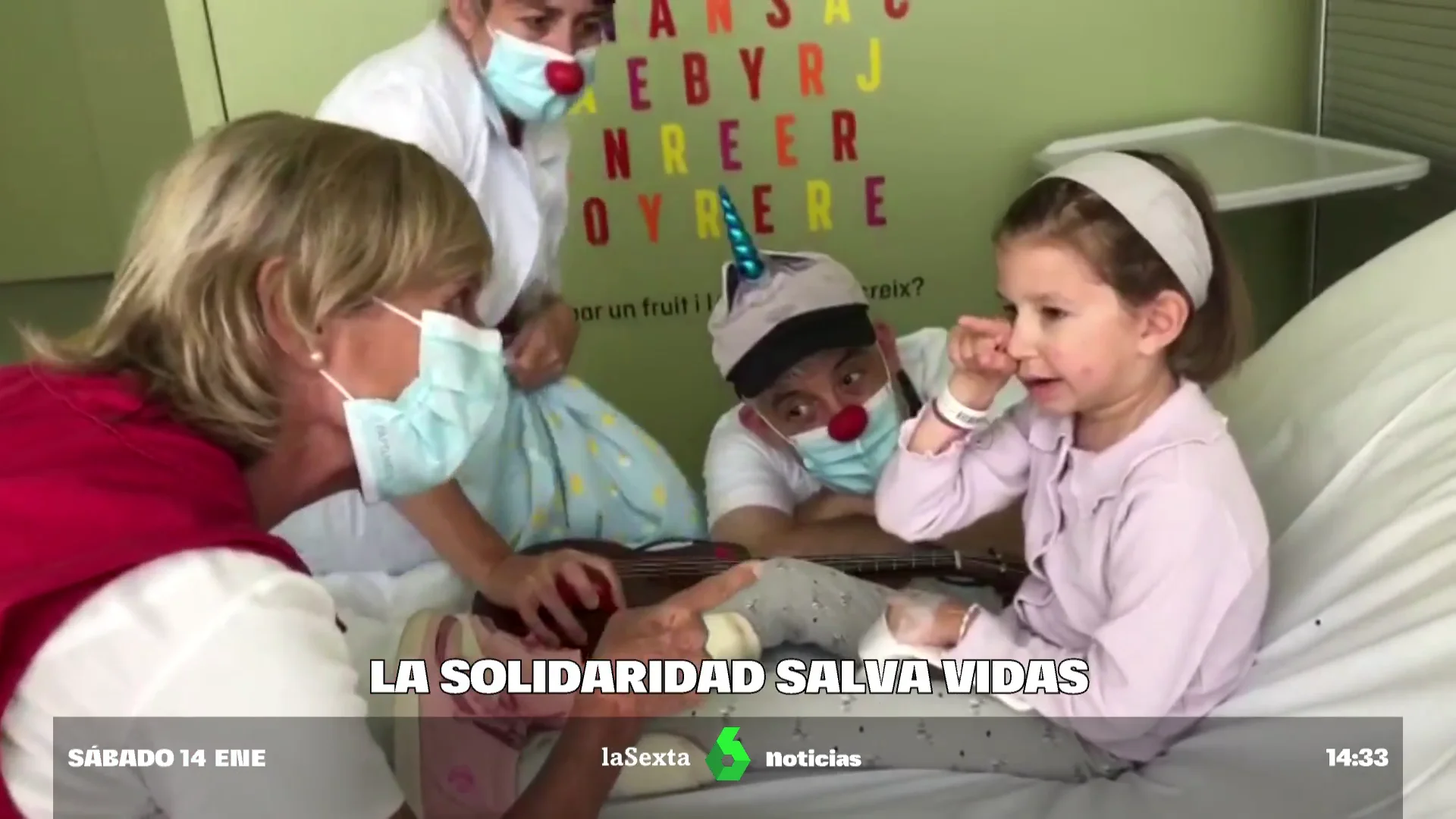 Familiares de una niña con secuelas por un cáncer impulsan mercadillos solidarios para contribuir a la investigación