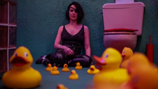 Verónica Sánchez es Coral en 'Sky Rojo' Verónica Sánchez es Coral en 'Sky Rojo'