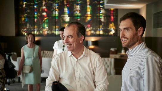 Los diputados navarros Sergio Sayas y Carlos García Adanero durante el primer acto público de su plataforma. Los diputados navarros Sergio Sayas y Carlos García Adanero durante el primer acto público de su plataforma.