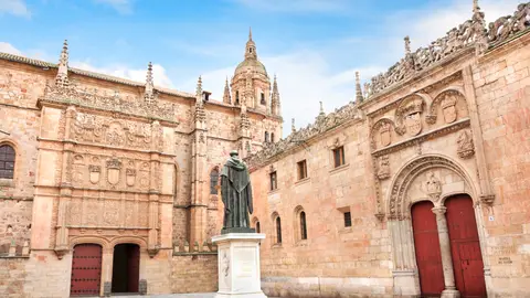 Universidad de Salamanca Universidad de Salamanca