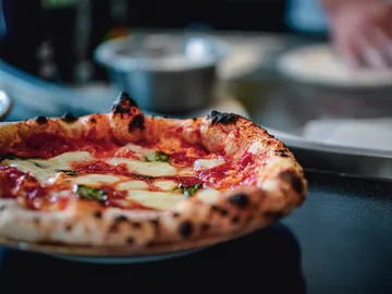 Pizza napolitana Pizza napolitana