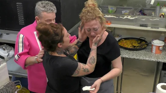 La cocinera de Bámbola se derrumba con Chicote: "No puedo más" La cocinera de Bámbola se derrumba con Chicote: "No puedo más"