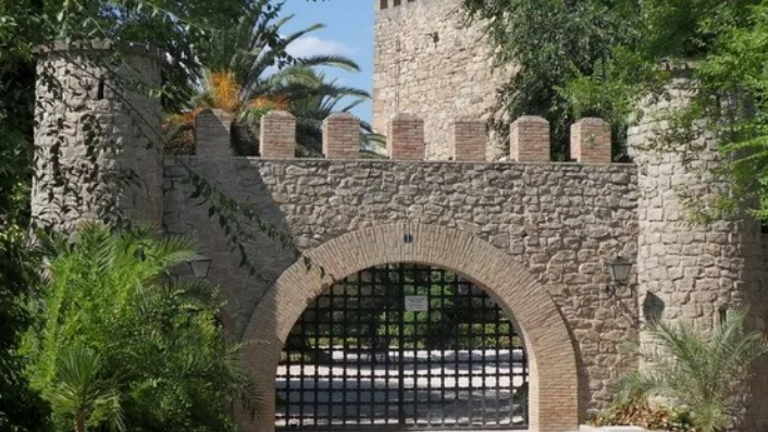 Se vende un castillo en Jaén de la época califal por un millón y medio de euros