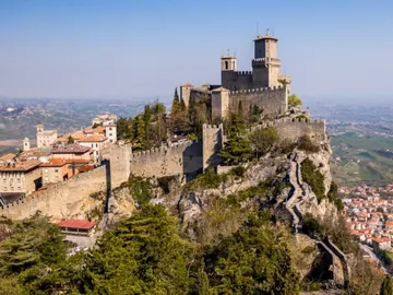 Ven a conocer la República de San Marino, uno de los 3 Estados enclavados del mundo Ven a conocer la República de San Marino, uno de los 3 Estados enclavados del mundo