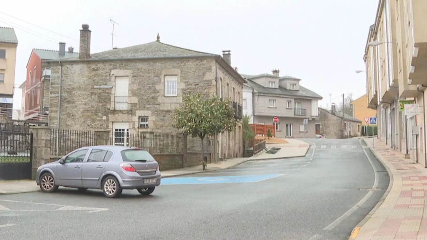 Tres años de prisión para los violadores y la hermana de una niña a la que agreden sexualmente durante años en Lugo Tres años de prisión para los violadores y la hermana de una niña a la que agreden sexualmente durante años en Lugo