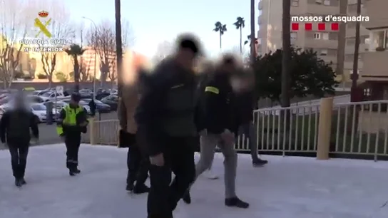 Detenido un empresario por obligar a sus transportistas a conducir más horas de las legales Detenido un empresario por obligar a sus transportistas a conducir más horas de las legales