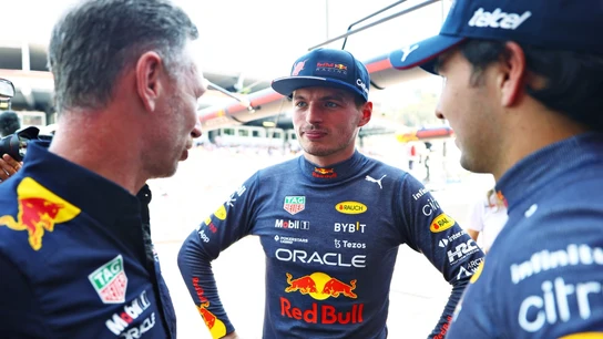 Verstappen, Horner y Pérez Verstappen, Horner y Pérez