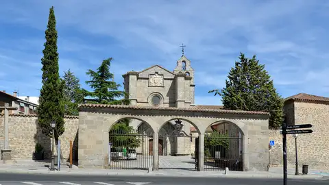 Real Monasterio de Santo Tomás de Ávila: ¿sabías que en este lugar está enterrado el hijo de los Reyes Católicos? Real Monasterio de Santo Tomás de Ávila: ¿sabías que en este lugar está enterrado el hijo de los Reyes Católicos?
