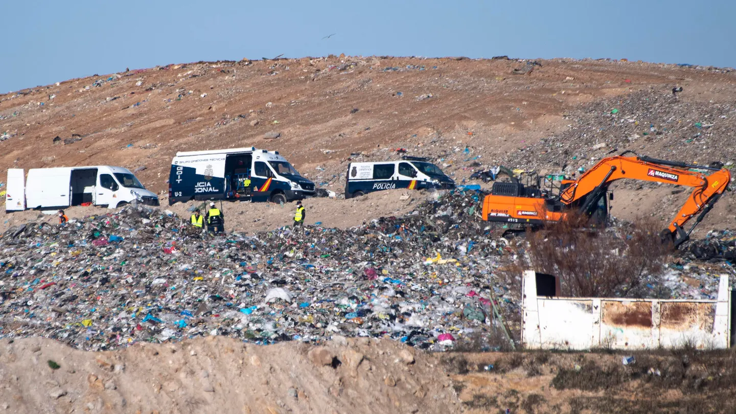 Imagen del vertedero de Toledo. Hallan un torso en vertedero de Toledo donde seguían buscando restos de Ángel