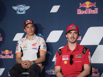 Marc M&aacute;rquez y Pecco Bagnaia