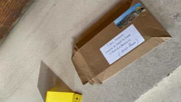 Una de las cartas con material explosivo enviadas a la Embajada de Ucrania en España