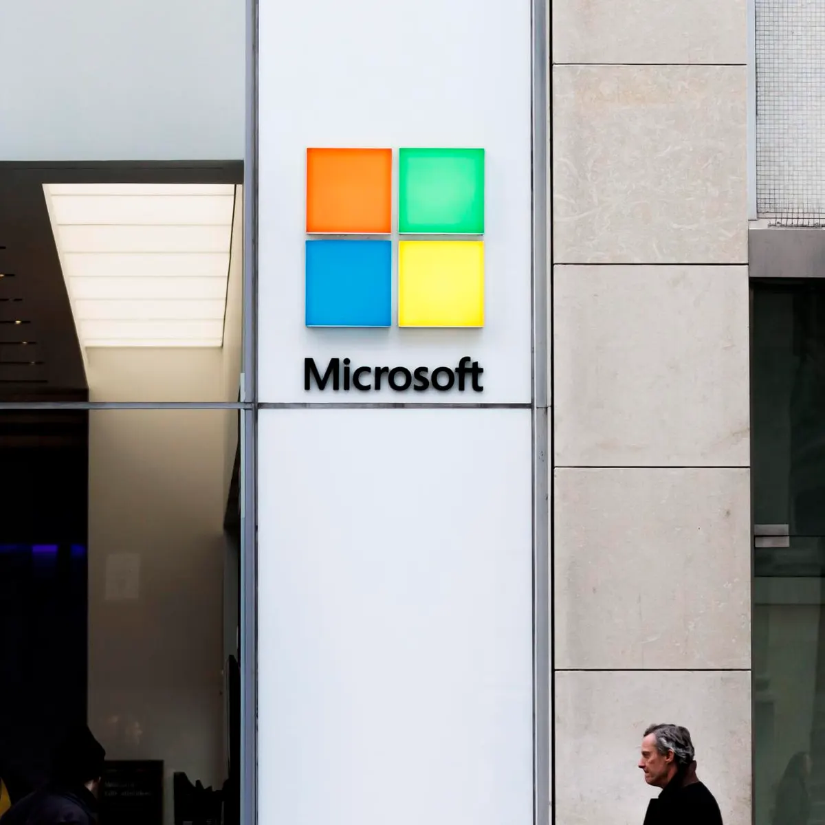 Caída mundial en Microsoft: registrados fallos en Outlook, Teams y 365 que  afectan a millones de usuarios