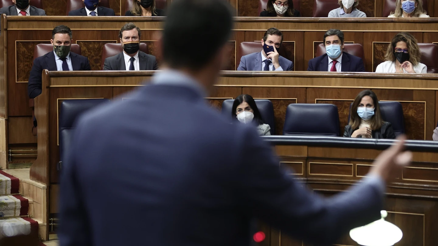 Imagen de archivo. Pedro Sánchez e Ione Bellarra en el Congreso de los Diputados. Imagen de archivo. Pedro Sánchez e Ione Bellarra en el Congreso de los Diputados.