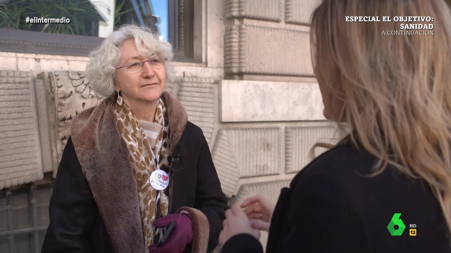 Una doctora, sobre el acto de 'Mareas Blancas': "Los que les votan deberían preguntarse por qué sus políticos no están aquí" Una doctora, sobre el acto de 'Mareas Blancas': "Los que les votan deberían preguntarse por qué sus políticos no están aquí"