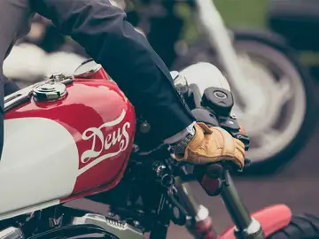 Arranca tu moto con una batería externa USB Arranca tu moto con una batería externa USB