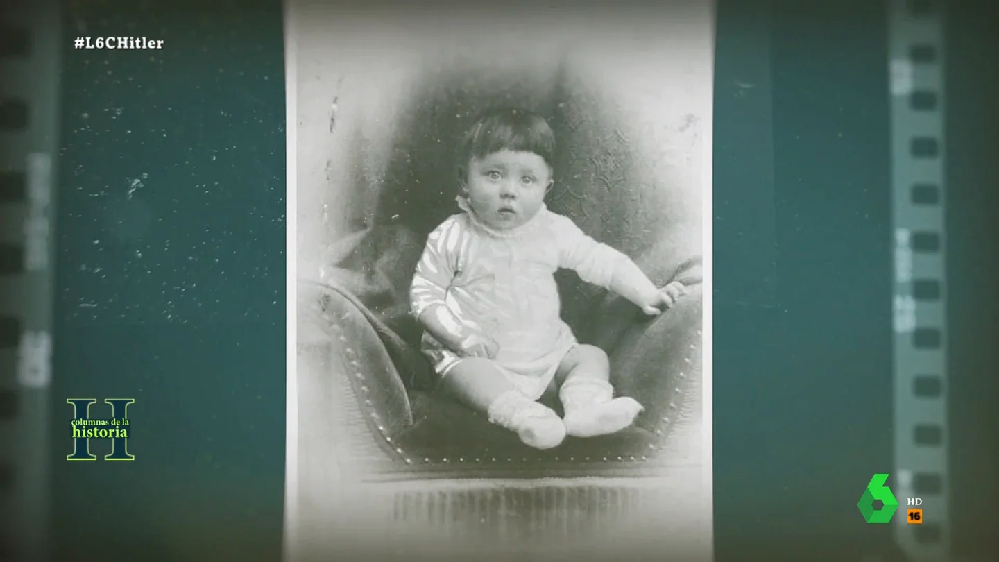 Acostumbrado al rechazo desde su infancia y a las palizas de su padre: así fueron los primeros años de Hitler Acostumbrado al rechazo desde su infancia y a las palizas de su padre: así fueron los primeros años de Hitler